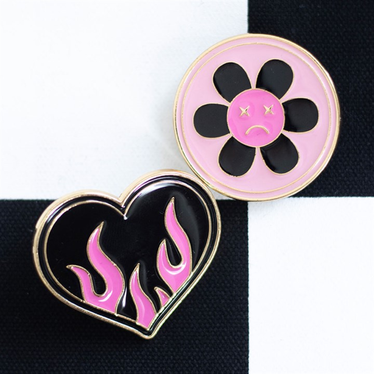 Burning Heart and Sad Flower Pin Badge Set